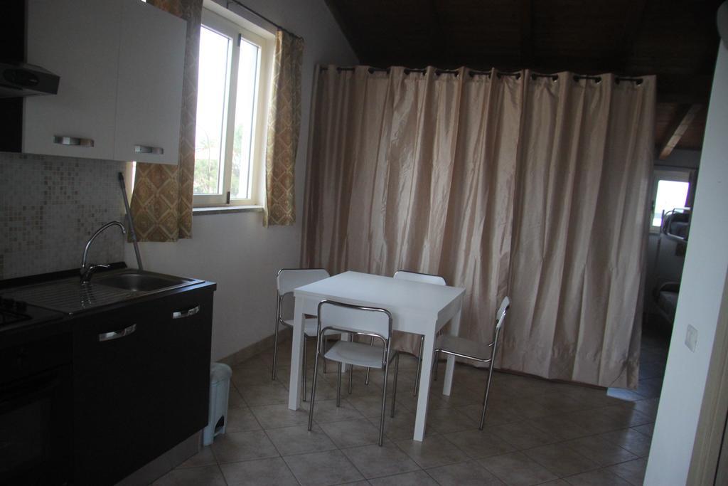 Panta House Apartment San Giovanni Suergiu Exterior photo